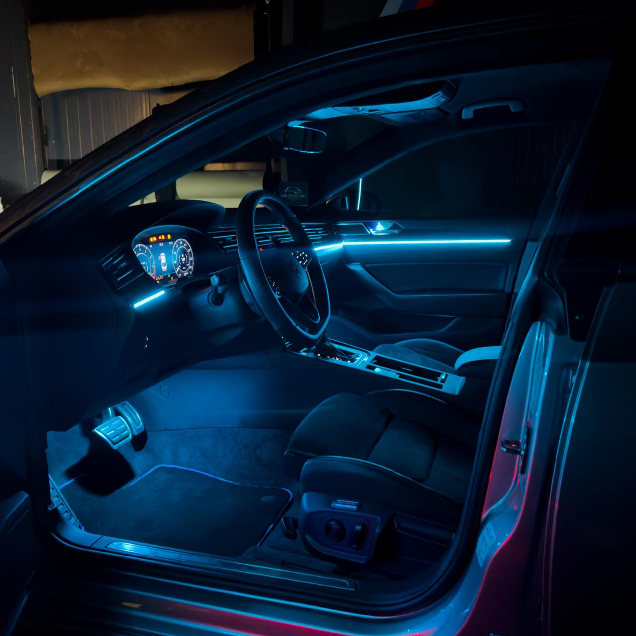 lumini ambientale albastre interior Volkswagen București